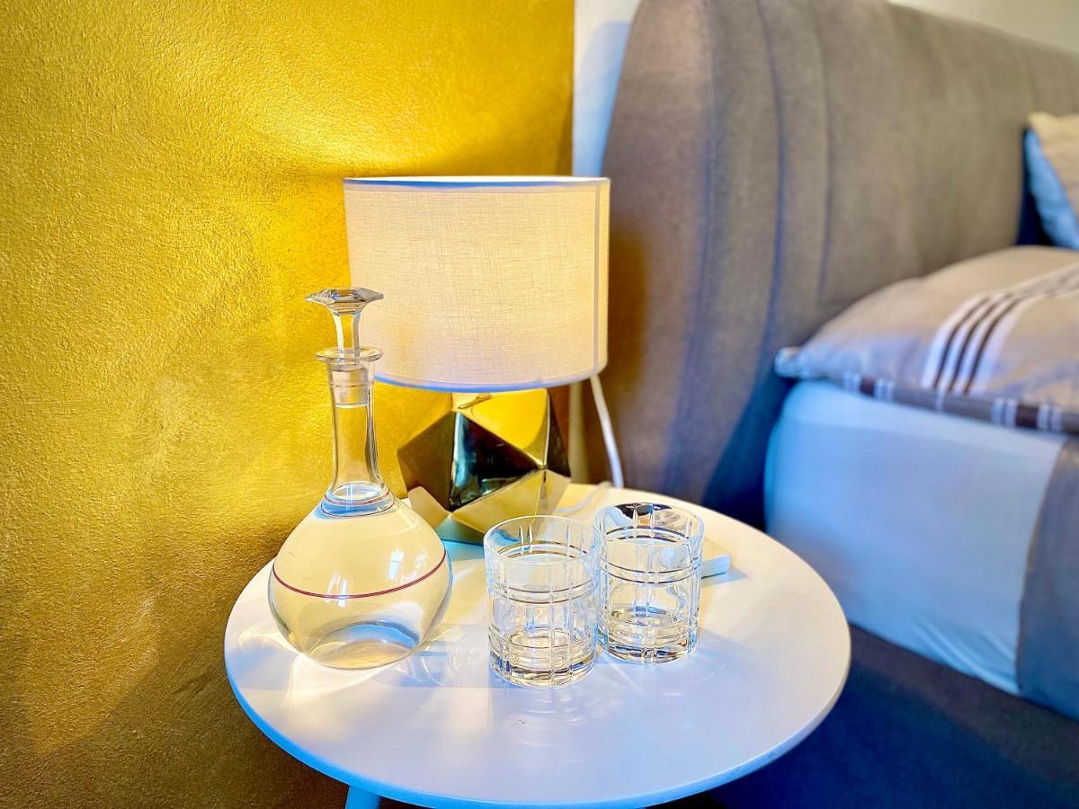 Golden Suite Marta Malpensa Milano-Laghi Бусто-Арсизио Экстерьер фото